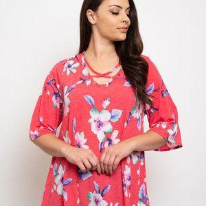 New Junior's Sexy Boutique Fuschia floral top